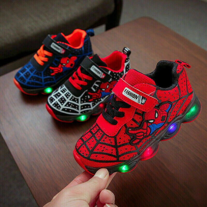 boys light up trainers